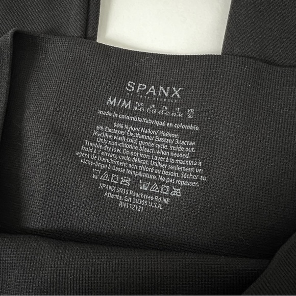 SPANX Look At Me Now Seamless Legging - Picture 7 of 7